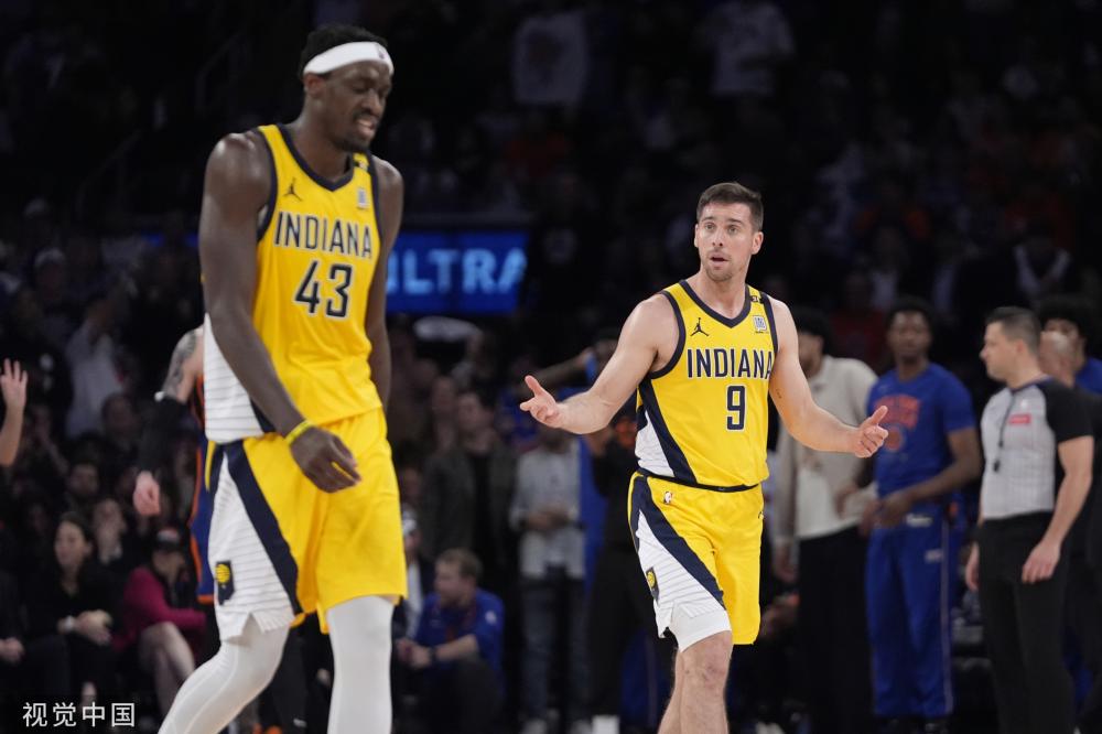 并轰下全队 并轰下全队