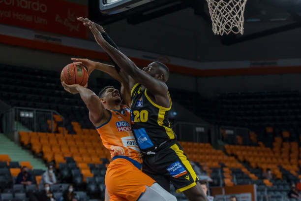 的竞争和高 的竞争和高