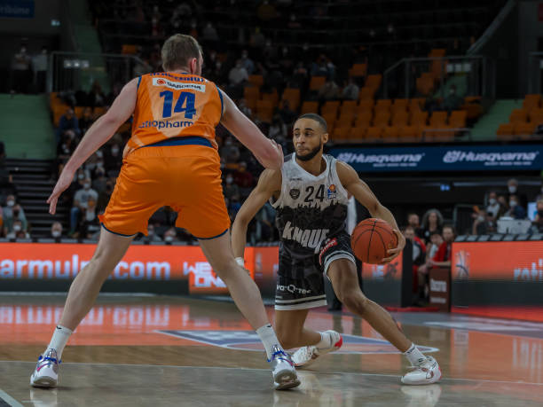 础阵容尚未 础阵容尚未