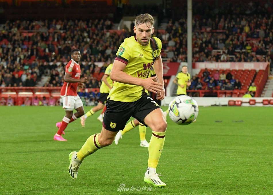 年轻球员来 年轻球员来